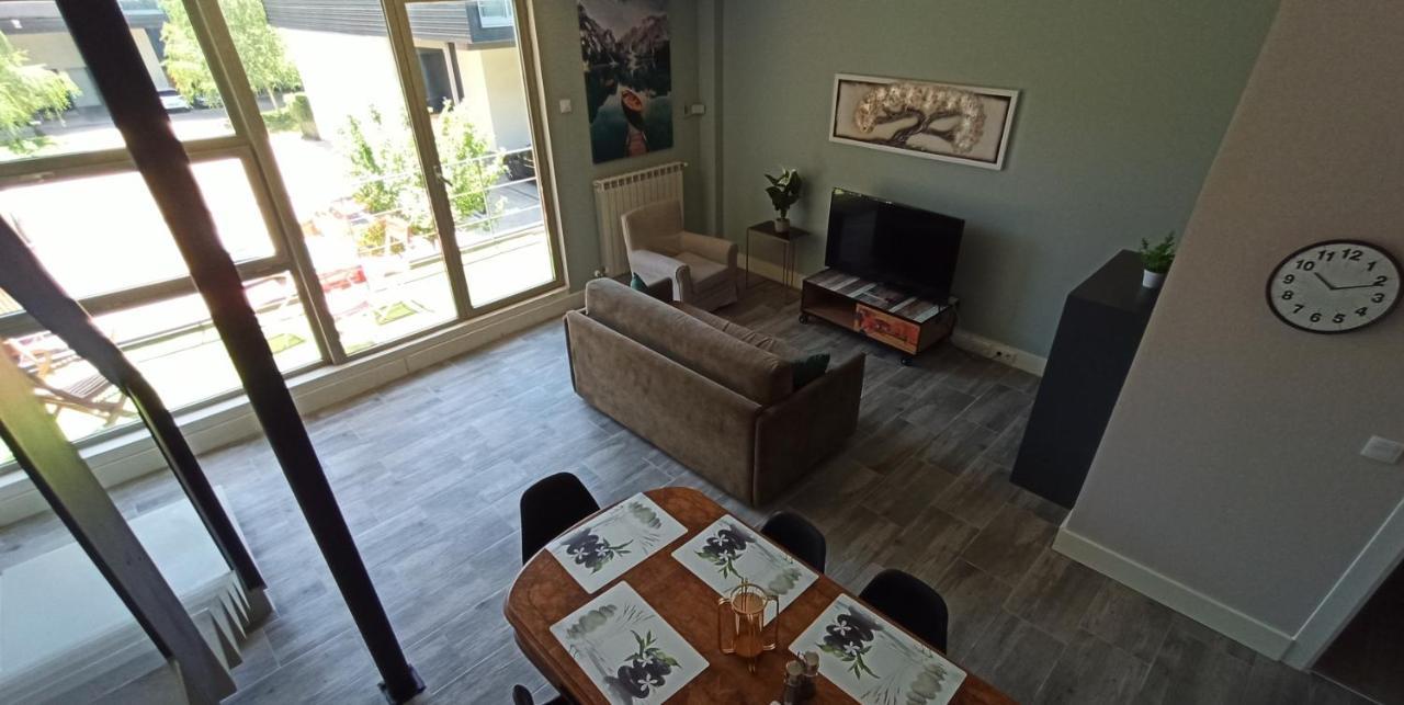 דירות Loft 44 Camarma De Esteruelas מראה חיצוני תמונה